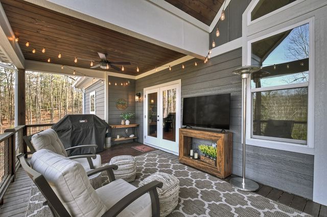 912 Lazy River Lane, Ellijay, GA 30536