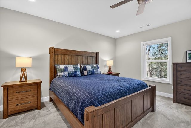 912 Lazy River Lane, Ellijay, GA 30536