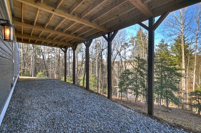 912 Lazy River Lane, Ellijay, GA 30536