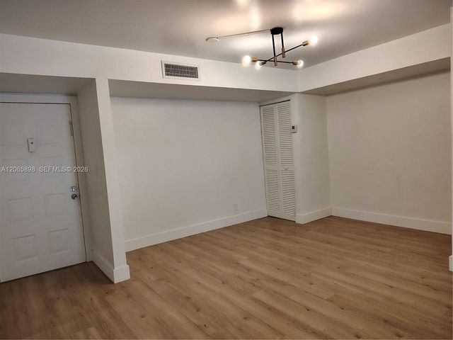 733 SE 1st Way 109, Deerfield Beach, FL 33441