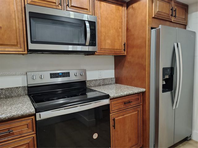 733 SE 1st Way 109, Deerfield Beach, FL 33441