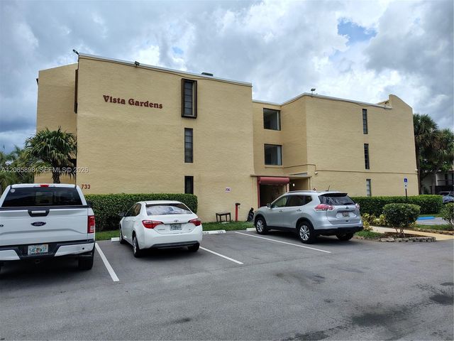 733 SE 1st Way 109, Deerfield Beach, FL 33441