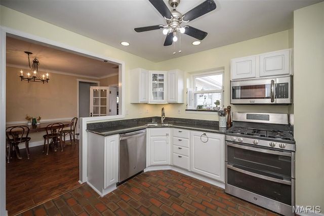 809 Brownell Avenue, St Louis, MO 63122