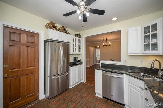 809 Brownell Avenue, St Louis, MO 63122