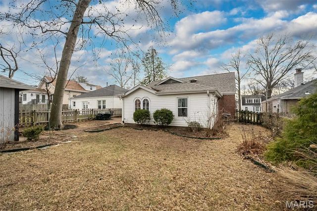 809 Brownell Avenue, St Louis, MO 63122