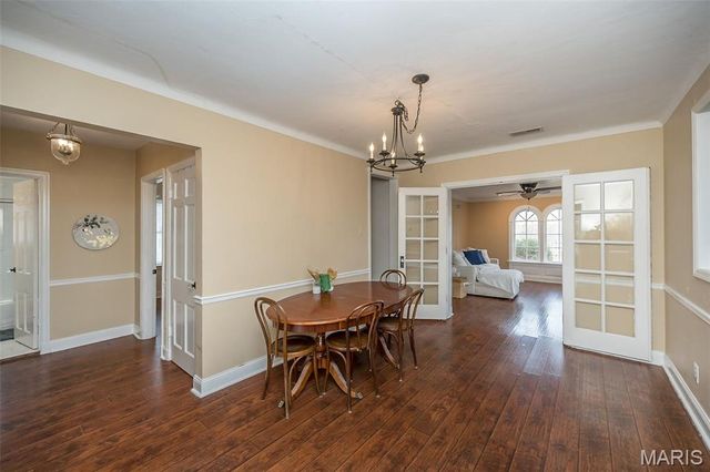 809 Brownell Avenue, St Louis, MO 63122