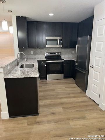 767 RYAN XING, San Antonio, TX 78253