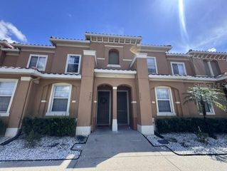 5340 PARADISE CAY CIRCLE, Kissimmee, FL 34746