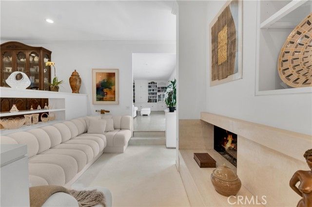 17162 Superior Street, Northridge (los Angeles), CA 91325