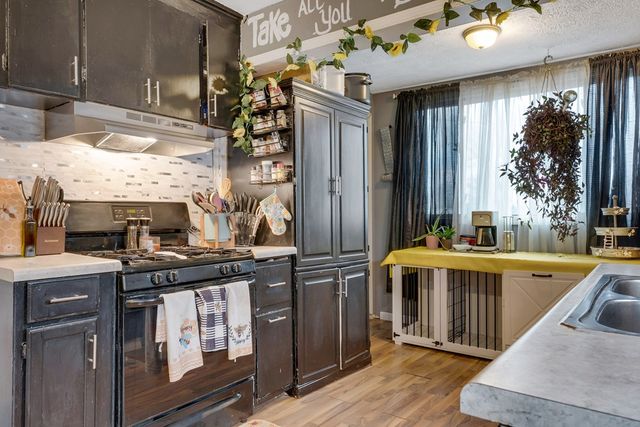 728 N Trimble, Mansfield, OH 44906