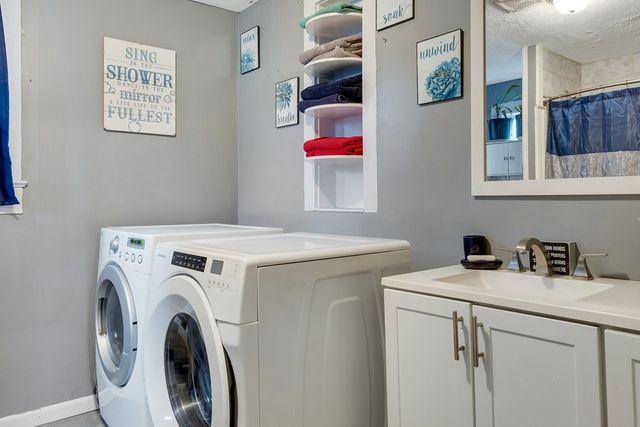 728 N Trimble, Mansfield, OH 44906