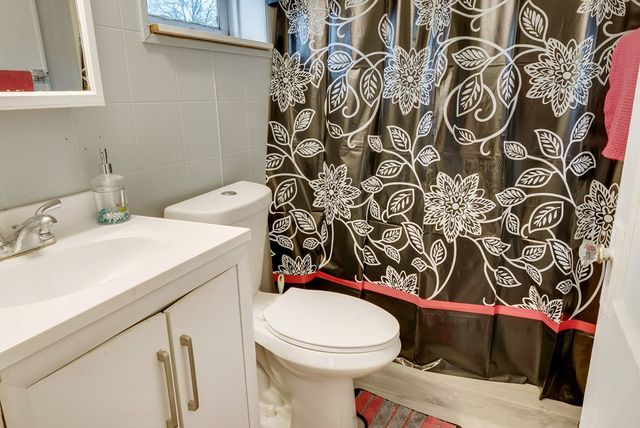 728 N Trimble, Mansfield, OH 44906