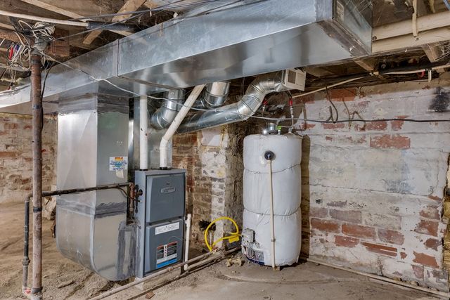 728 N Trimble, Mansfield, OH 44906