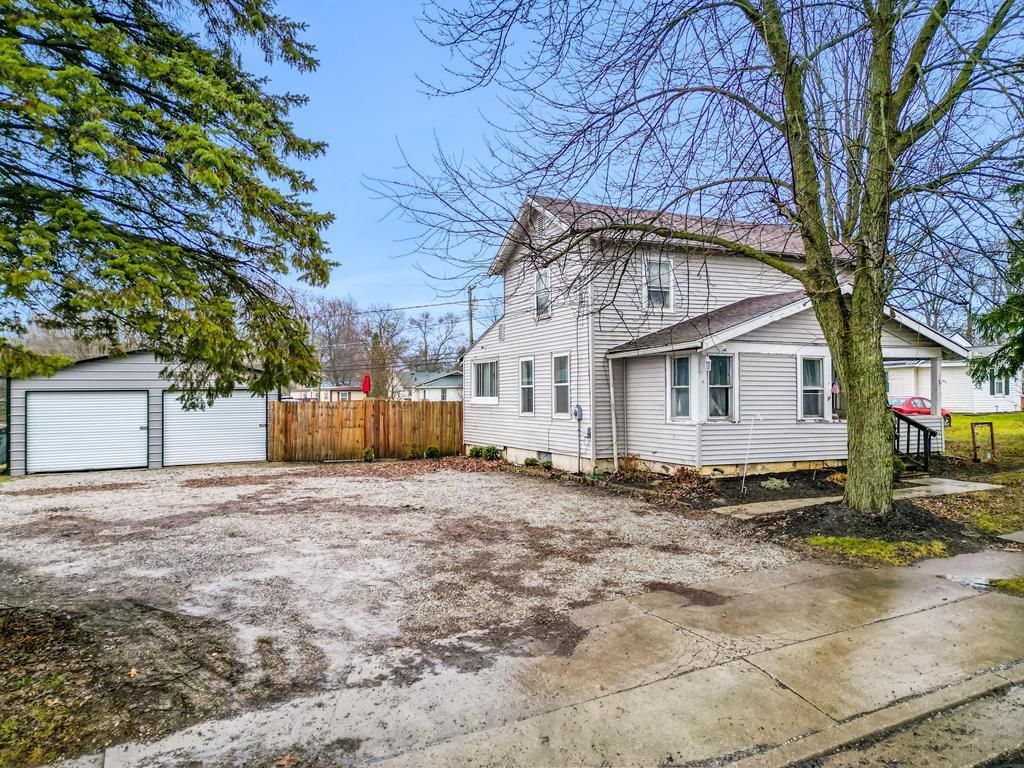 728 N Trimble, Mansfield, OH 44906