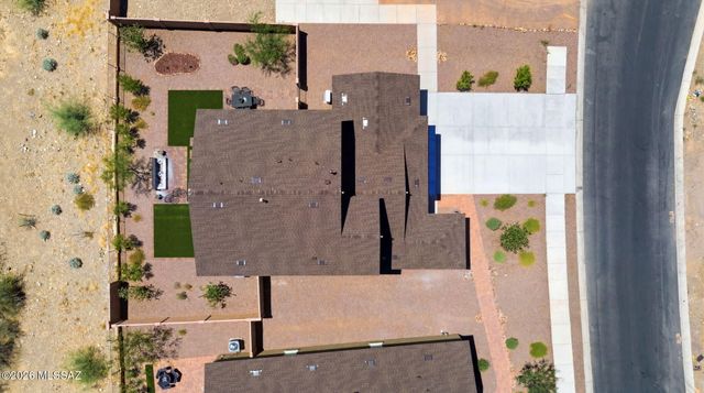 8870 E Moontear Way, Vail, AZ 85641