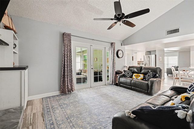 9303 ROLLING RIDGE PLACE, Tampa, FL 33637