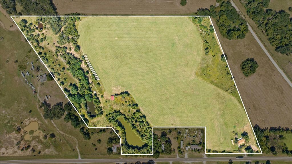 1098 FM 3403, Lincoln, TX 78948