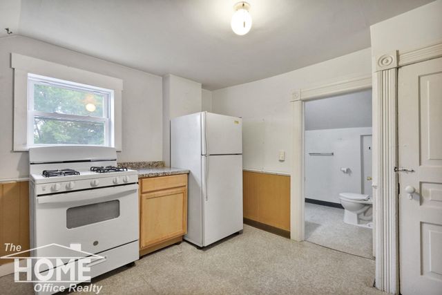422 Clinton Street, Owosso, MI 48867