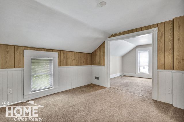 422 Clinton Street, Owosso, MI 48867