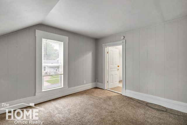 422 Clinton Street, Owosso, MI 48867