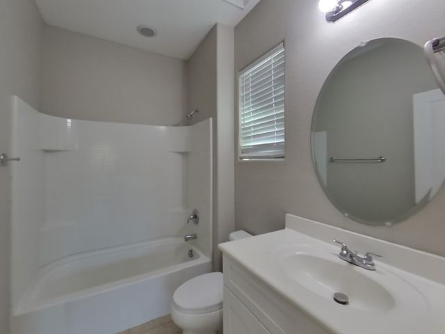 819 W Dana Drive, San Tan Valley, AZ 85143