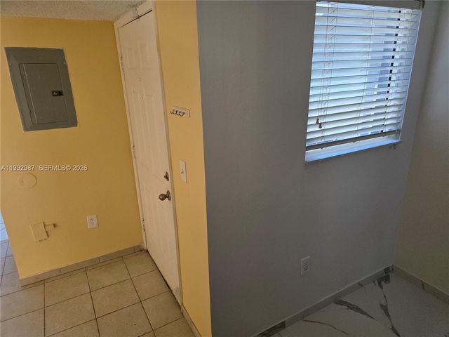 1176 NW 124th Pl 108, Miami, FL 33182