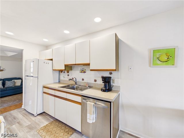 17270 Eagle TRCE 3, Fort Myers, FL 33908