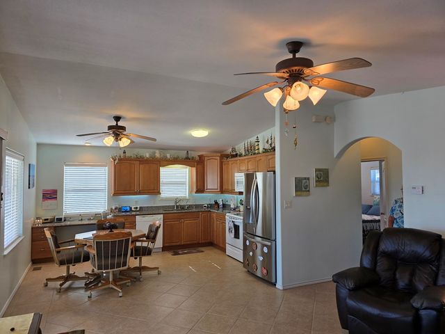 614-A Sand Dollar Dr, Port Isabel, TX 78578