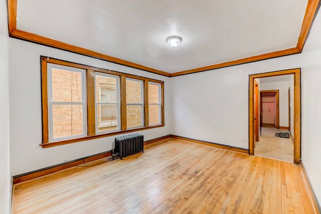 6341 S Richmond Street, Chicago, IL 60629