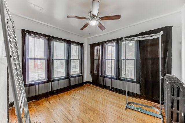 6341 S Richmond Street, Chicago, IL 60629