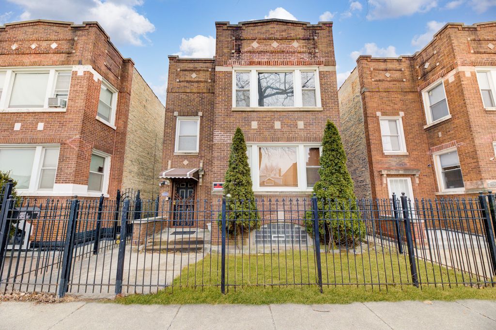 6341 S Richmond Street, Chicago, IL 60629