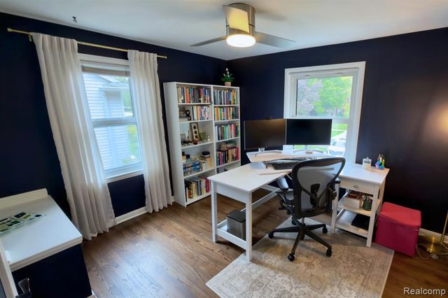 1383 Whittier Road, Grosse Pointe Park, MI 48230