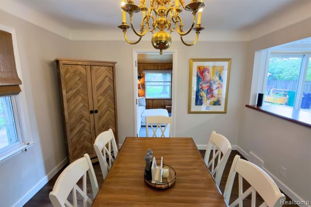 1383 Whittier Road, Grosse Pointe Park, MI 48230