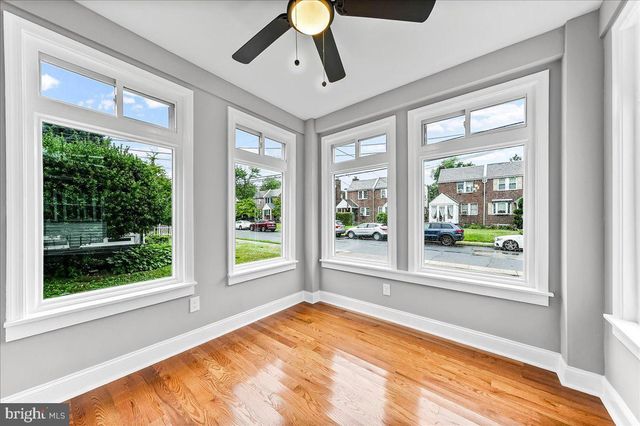 912 MYRA AVE, Lansdowne, PA 19050