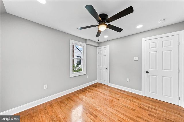912 MYRA AVE, Lansdowne, PA 19050