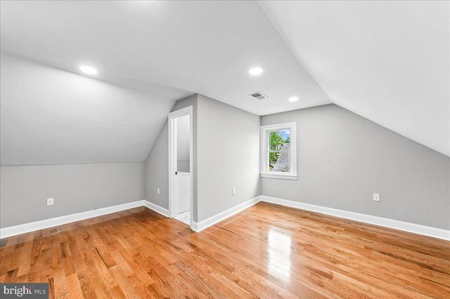 912 MYRA AVE, Lansdowne, PA 19050