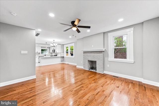 912 MYRA AVE, Lansdowne, PA 19050