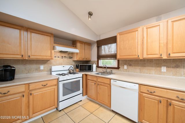 524 Driscol Drive, Brick, NJ 08724