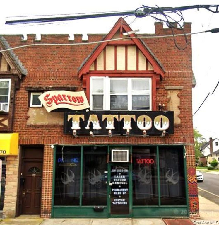 352 Hempstead Avenue, West Hempstead, NY 11552 — exterior