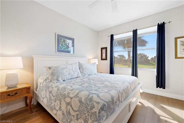 2290 Carrington CT 204, Naples, FL 34109