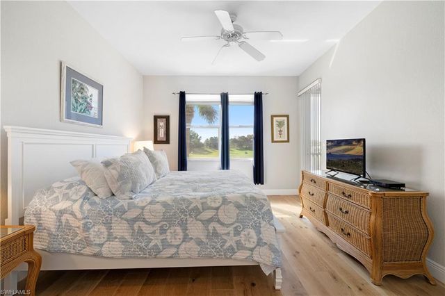 2290 Carrington CT 204, Naples, FL 34109