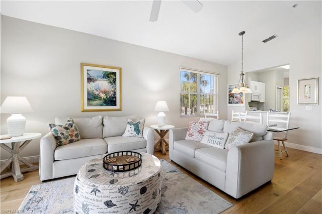 2290 Carrington CT 204, Naples, FL 34109