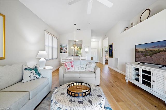 2290 Carrington CT 204, Naples, FL 34109