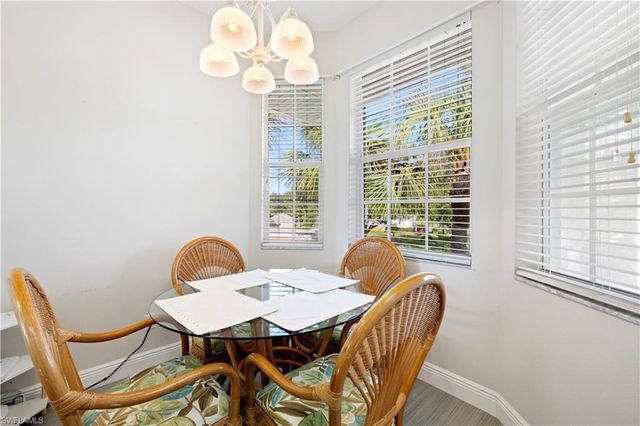 2290 Carrington CT 204, Naples, FL 34109