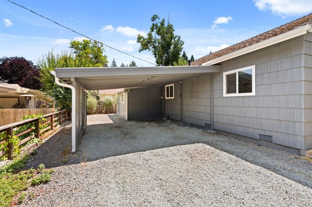 475 S 3rd Street, Jacksonville, OR 97530