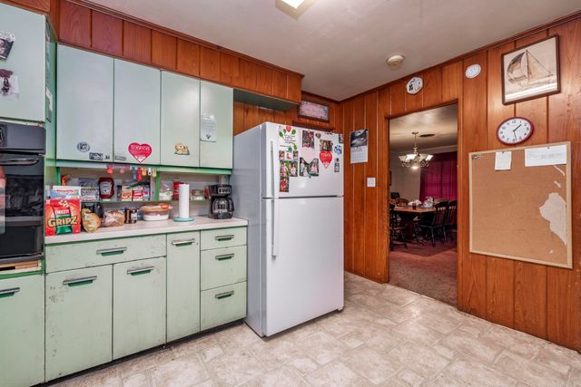 110 S 10Th Street, Gurdon, AR 71743