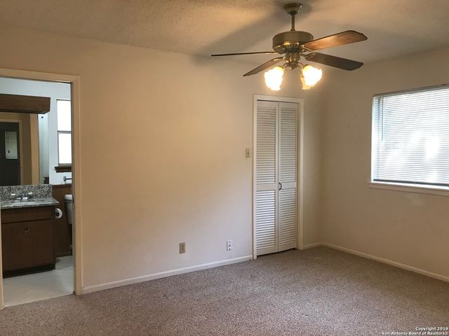 6006 Forest Crest, San Antonio, TX 78240