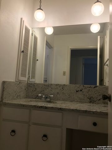 6006 Forest Crest, San Antonio, TX 78240