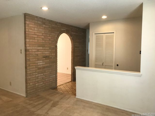 6006 Forest Crest, San Antonio, TX 78240