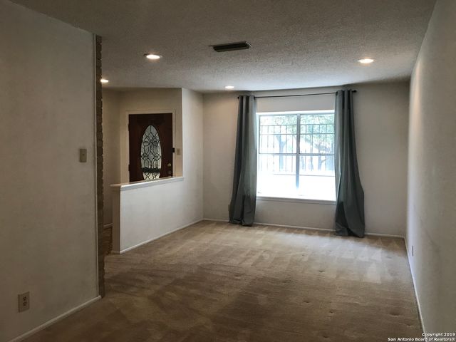 6006 Forest Crest, San Antonio, TX 78240